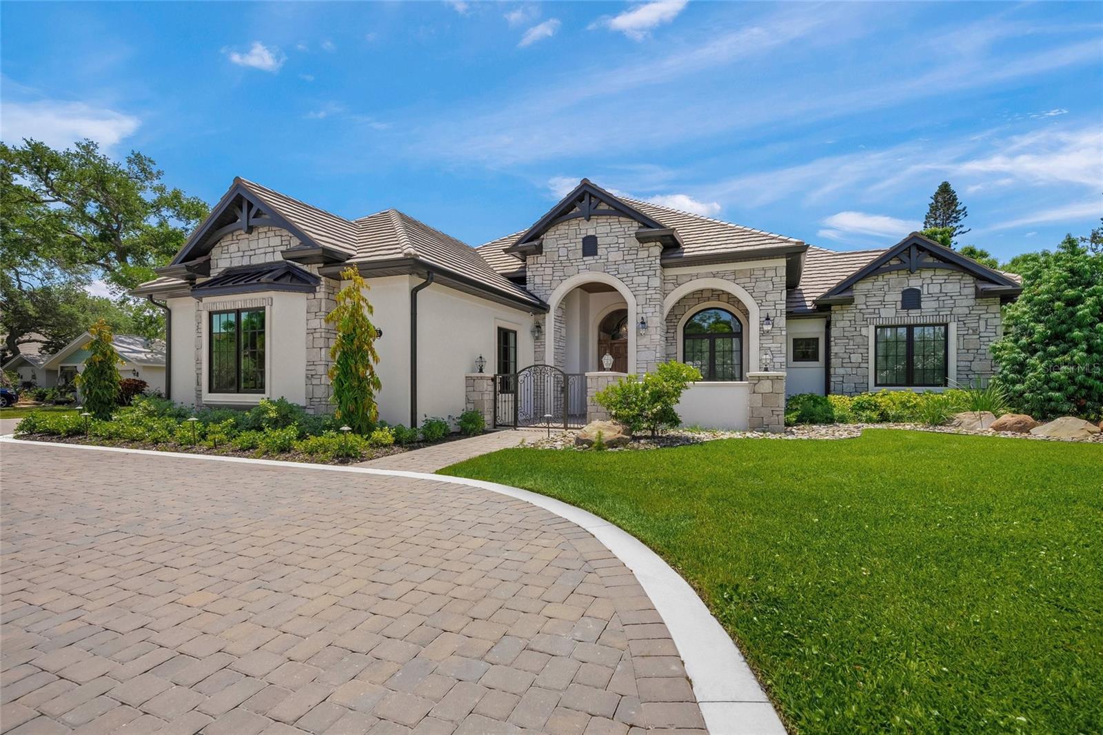 1575 EASTBROOK DR, SARASOTA, FL, 34231
