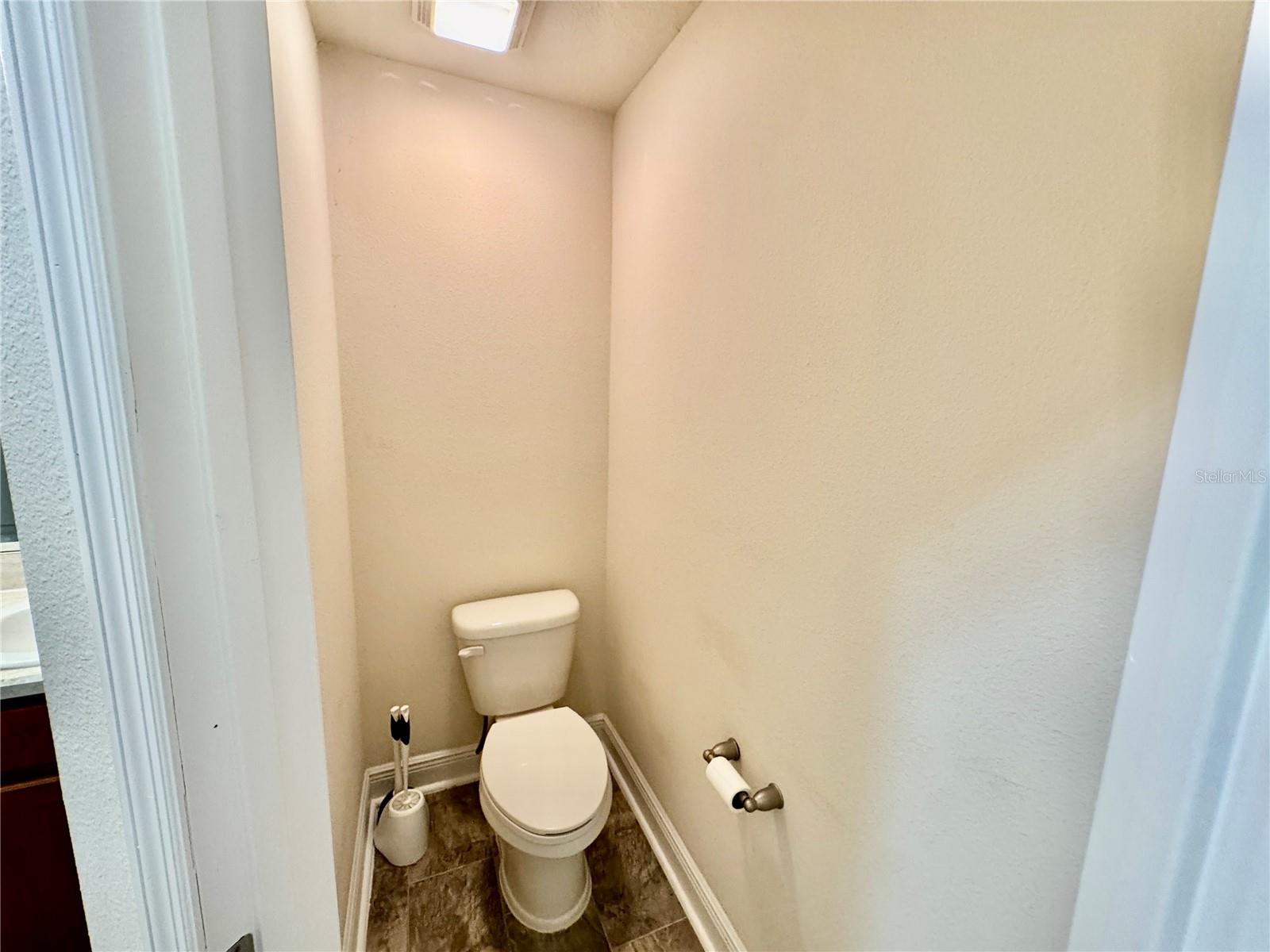 906 CHESTNUT DR, FRUITLAND PARK, FL, 34731