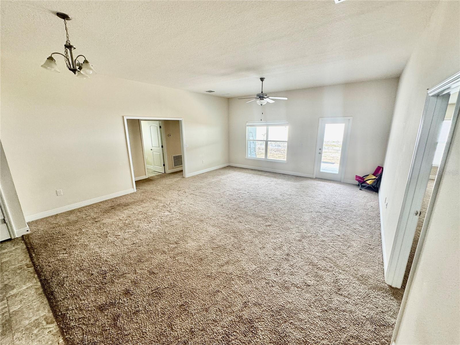 906 CHESTNUT DR, FRUITLAND PARK, FL, 34731