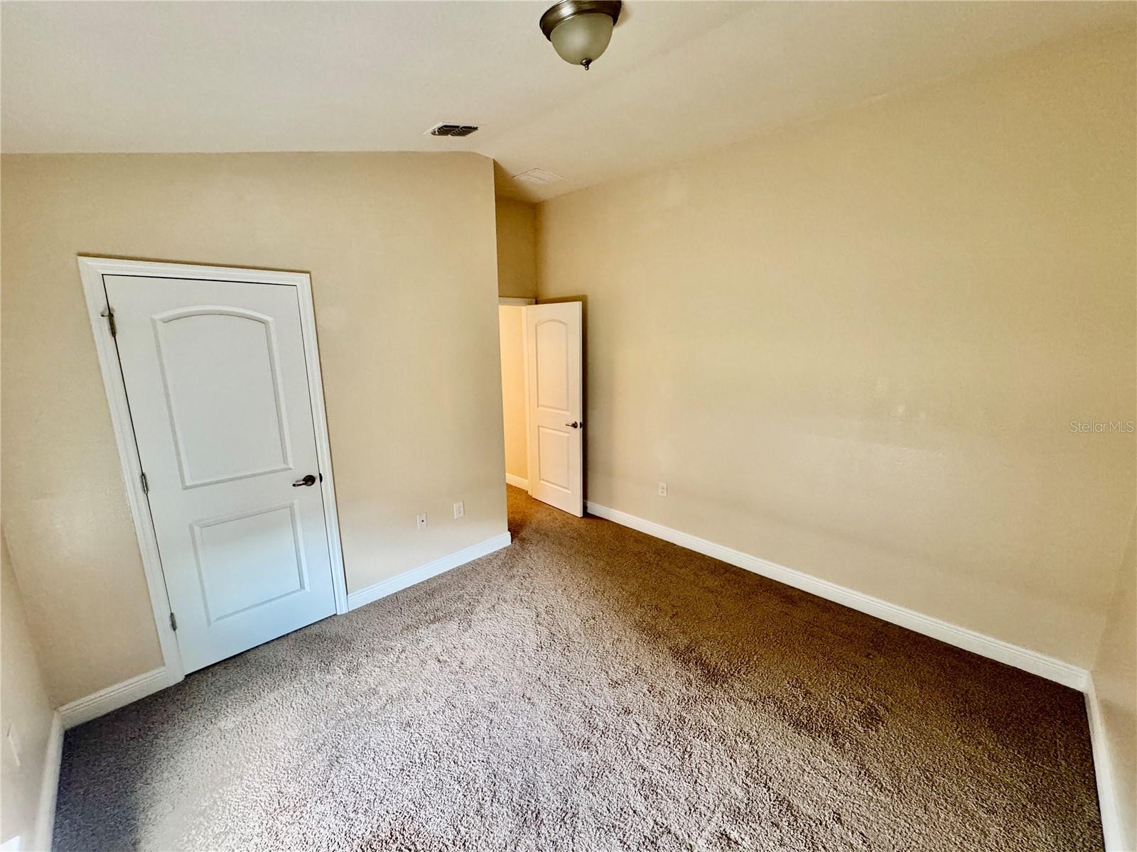 906 CHESTNUT DR, FRUITLAND PARK, FL, 34731