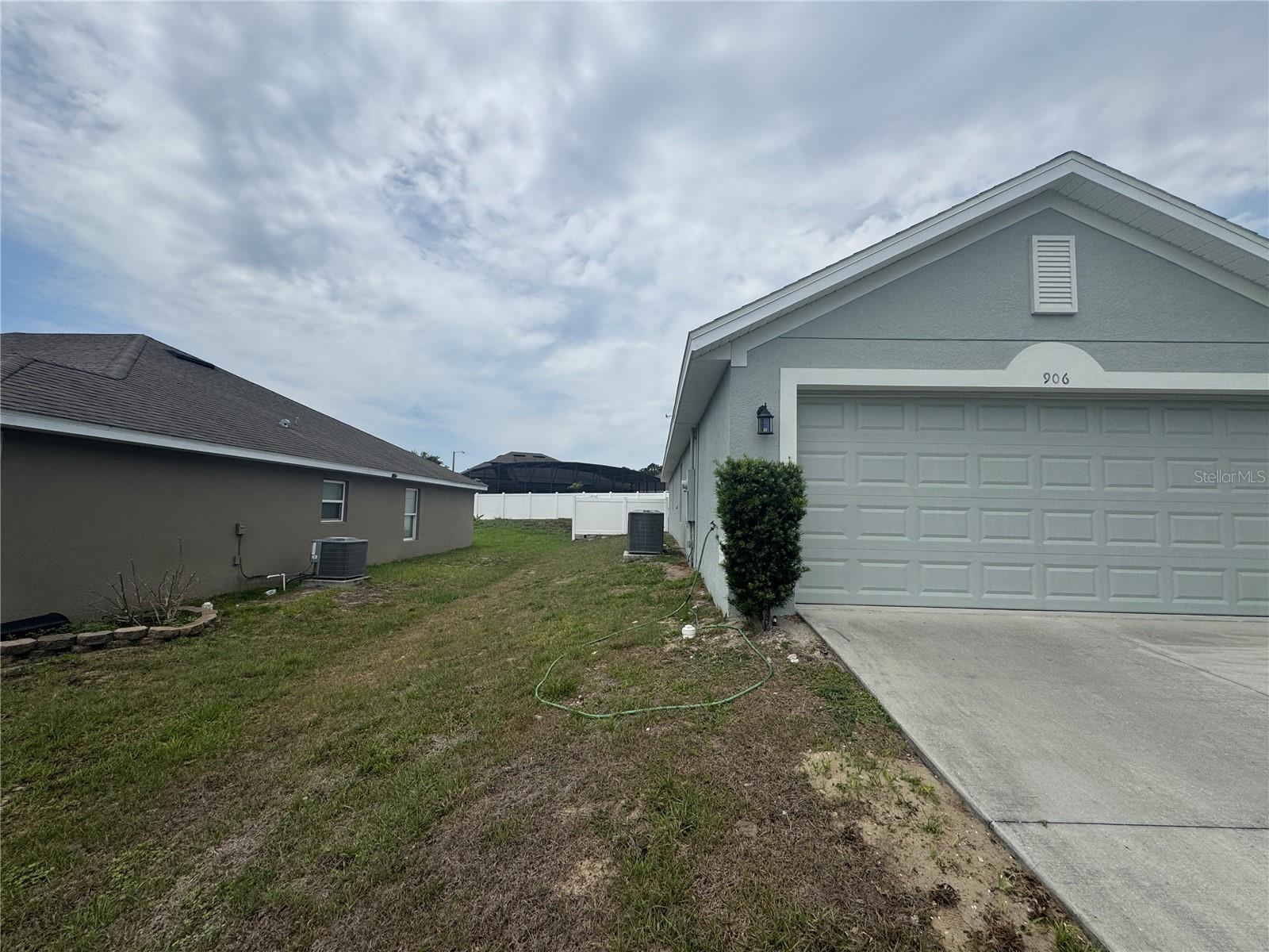 906 CHESTNUT DR, FRUITLAND PARK, FL, 34731