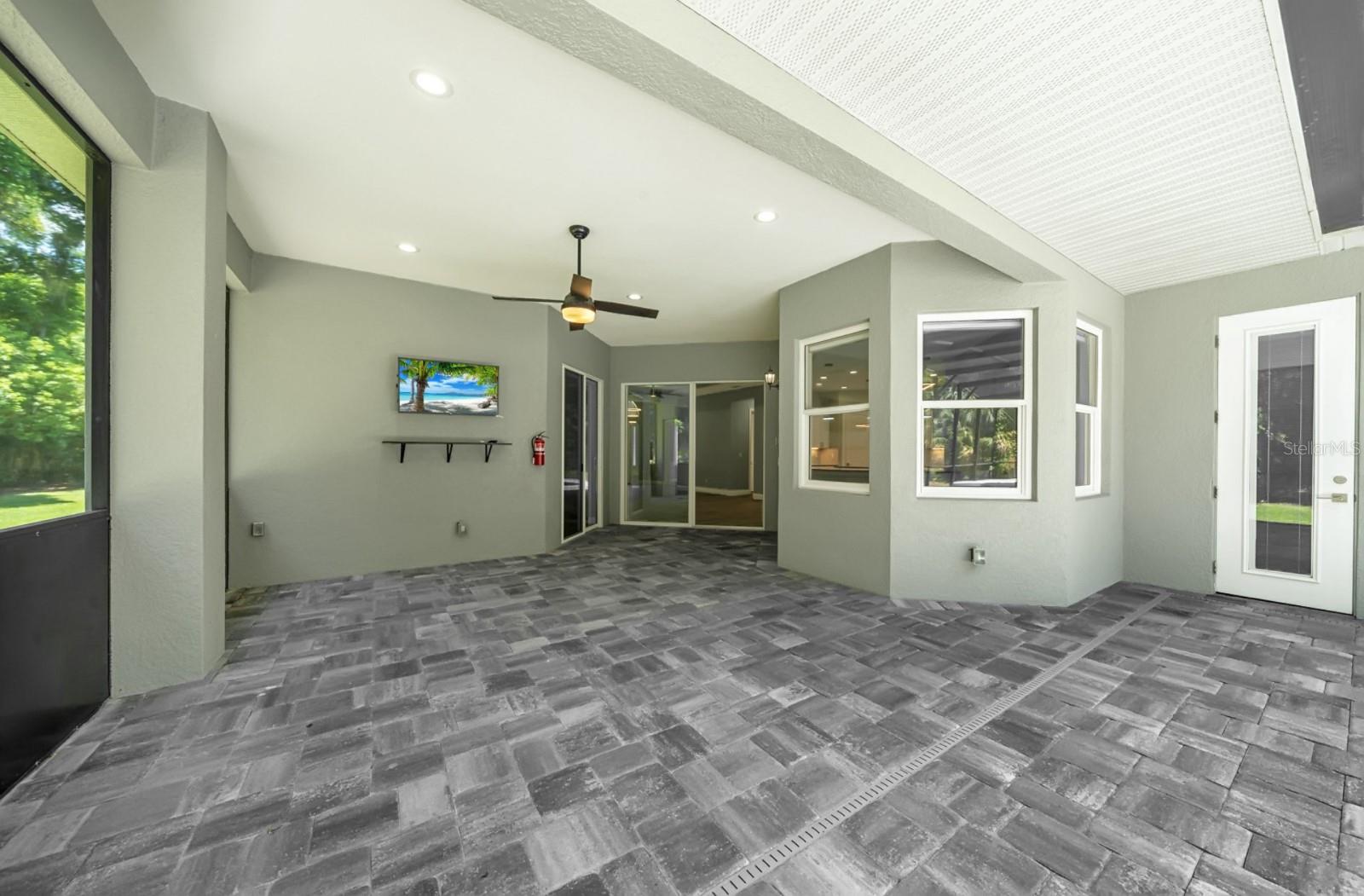 4040 GRAND AVE, DELAND, FL, 32720