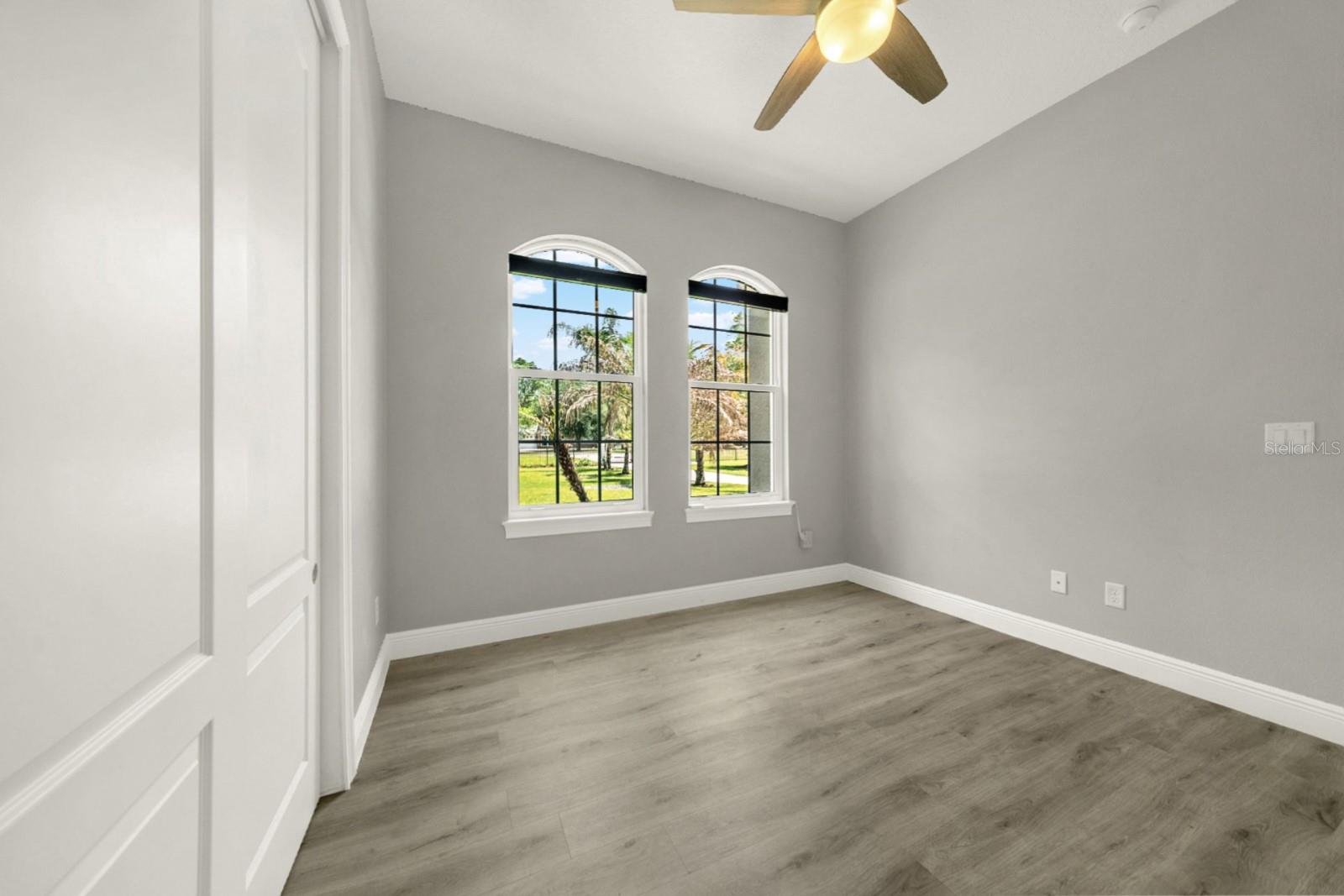 4040 GRAND AVE, DELAND, FL, 32720