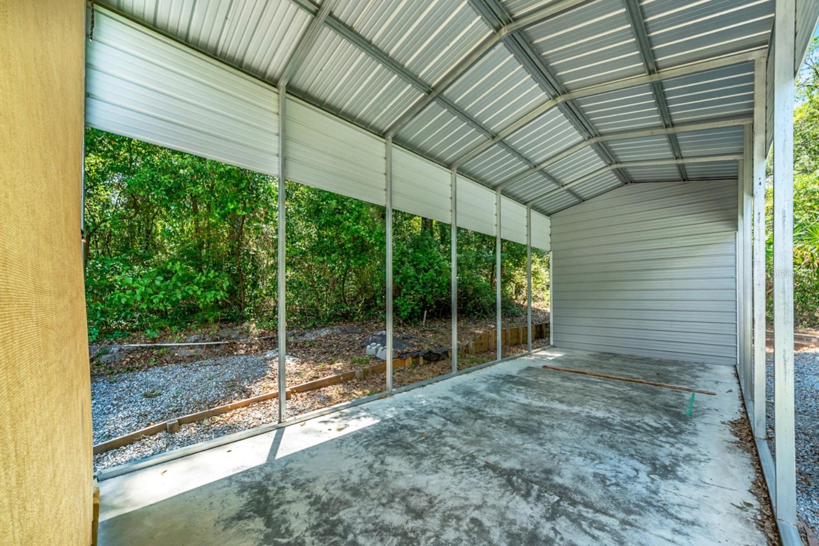 4040 GRAND AVE, DELAND, FL, 32720