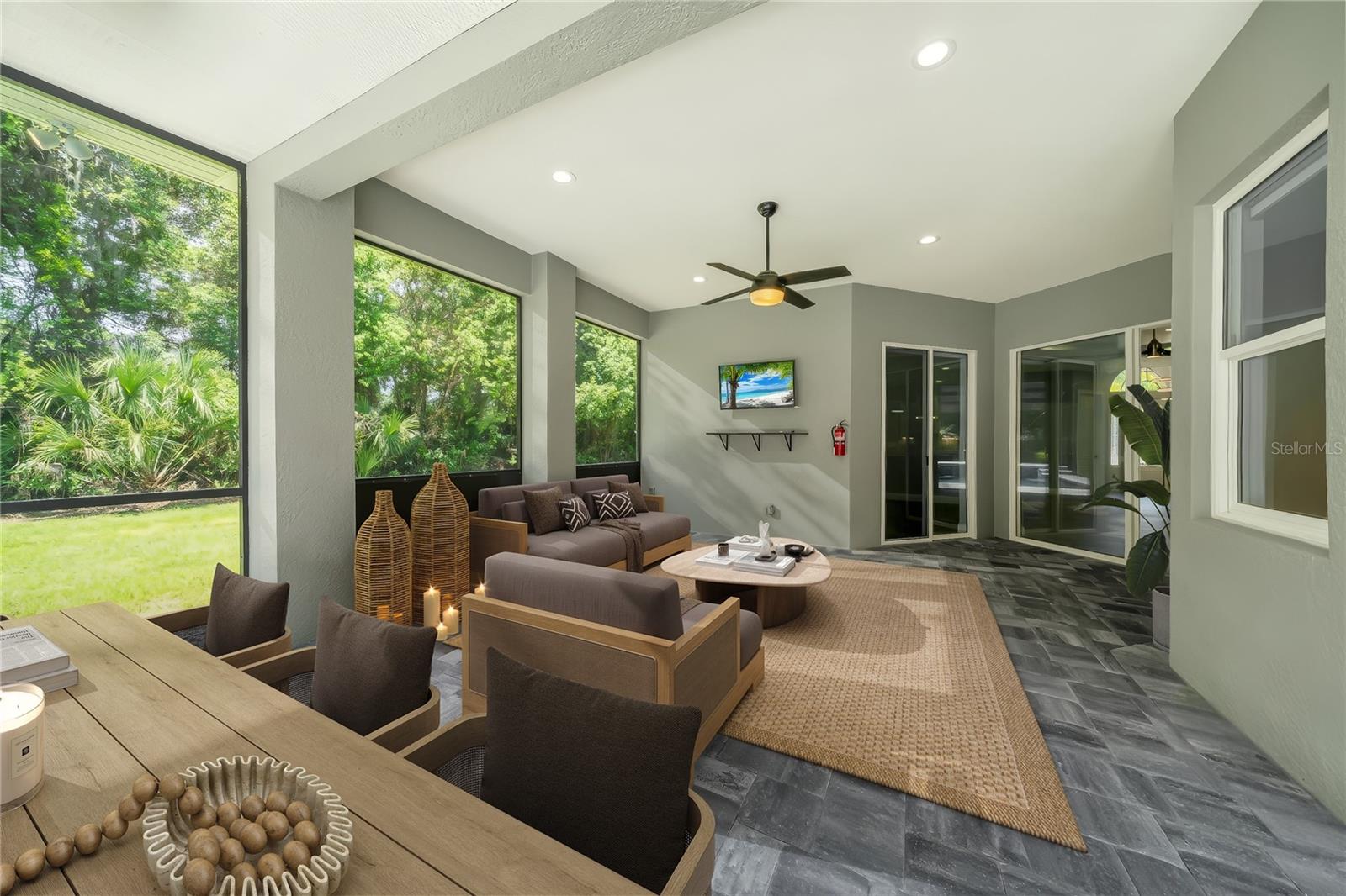 4040 GRAND AVE, DELAND, FL, 32720