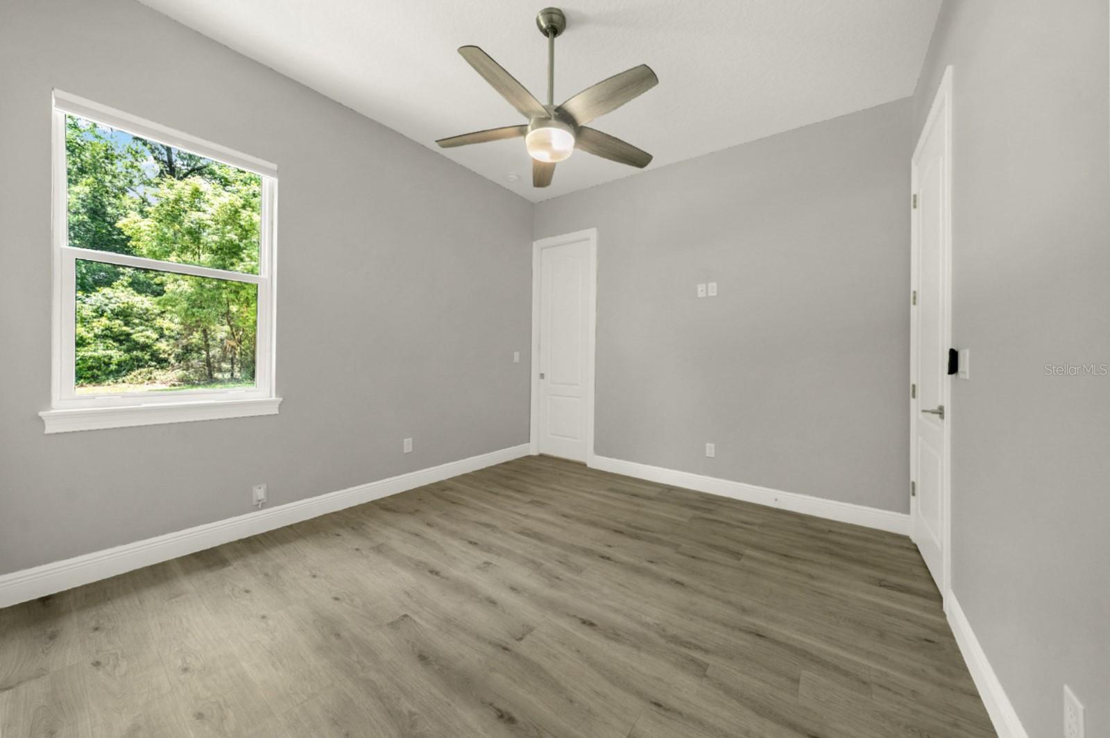 4040 GRAND AVE, DELAND, FL, 32720