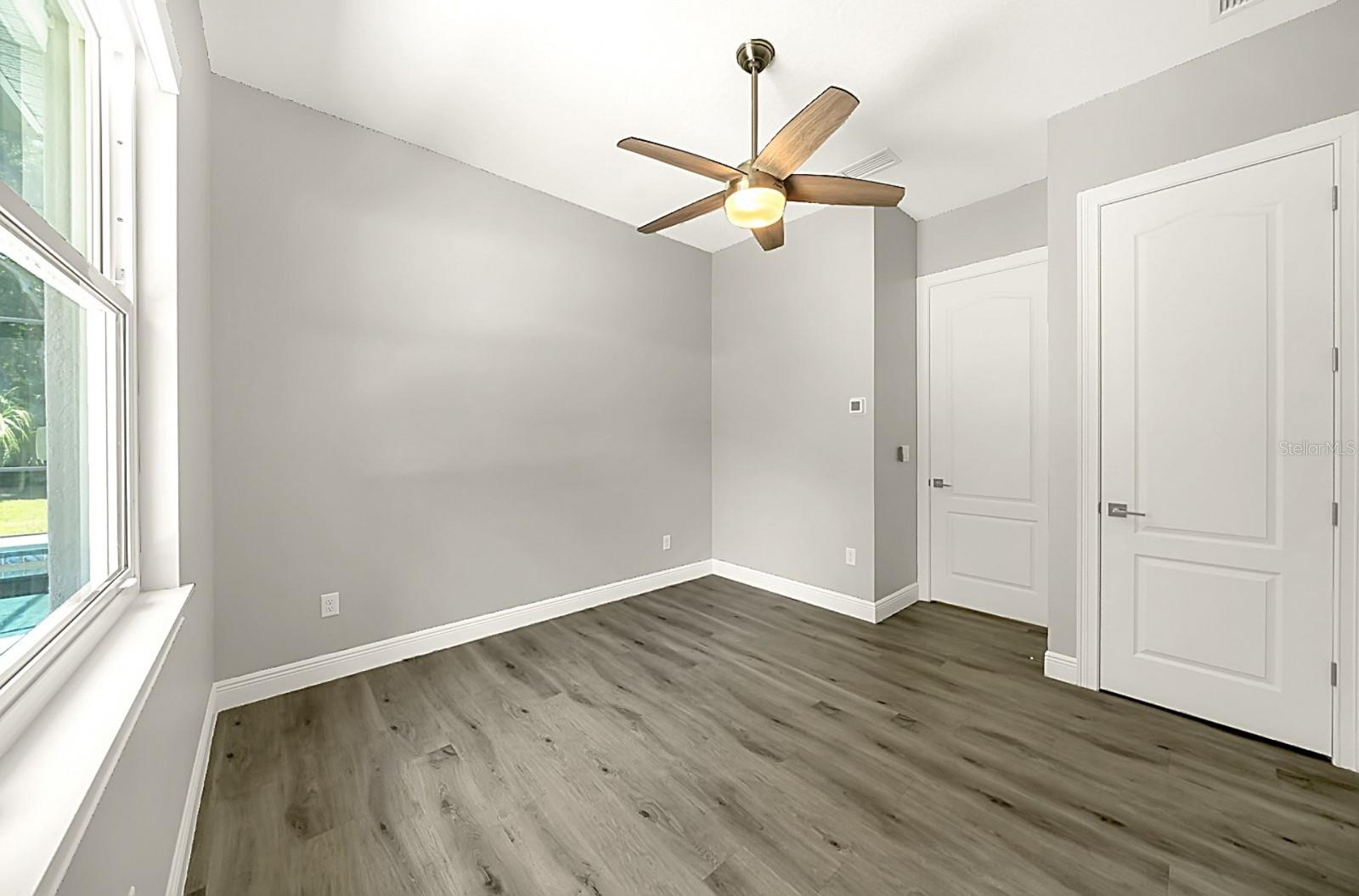 4040 GRAND AVE, DELAND, FL, 32720