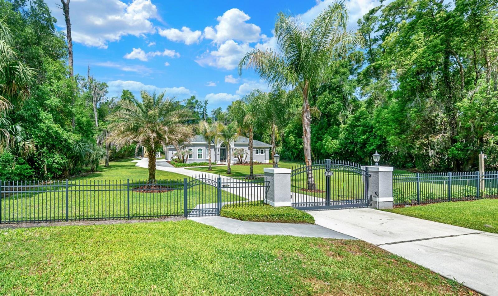 4040 GRAND AVE, DELAND, FL, 32720