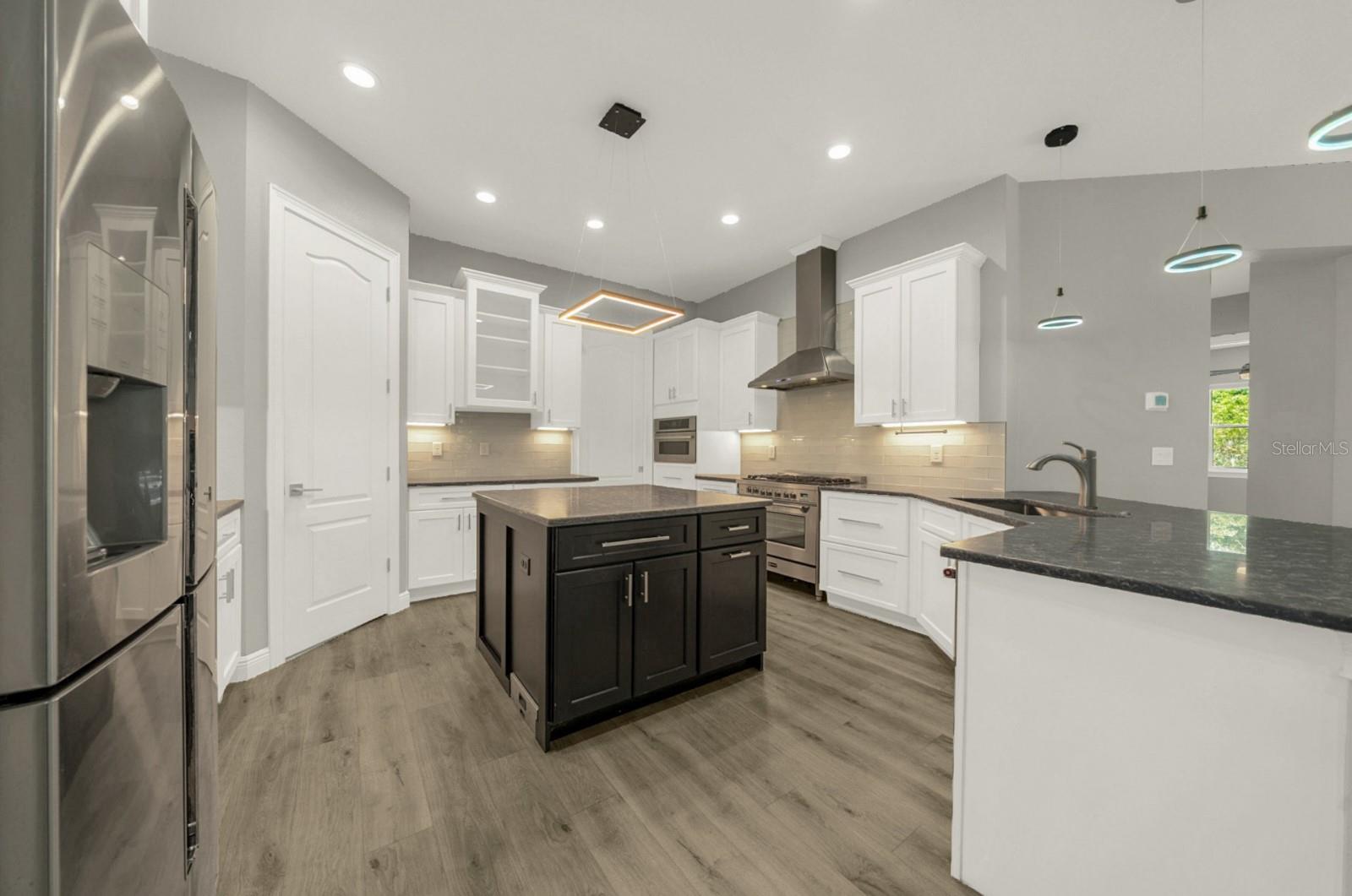 4040 GRAND AVE, DELAND, FL, 32720