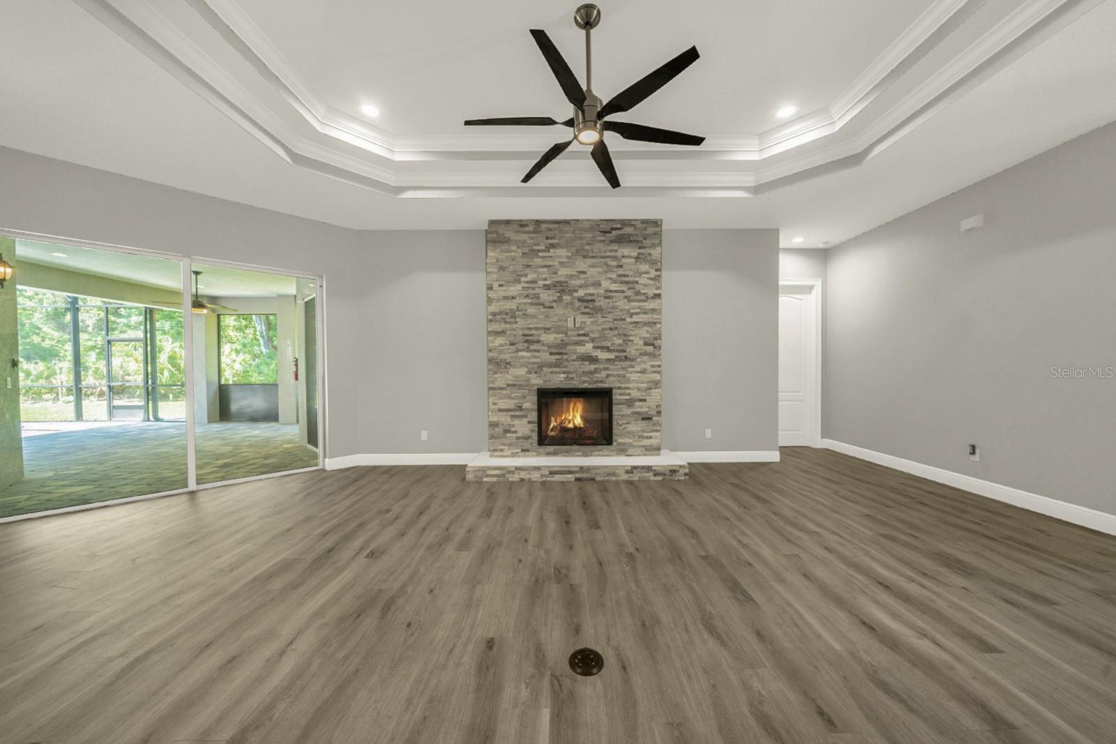 4040 GRAND AVE, DELAND, FL, 32720