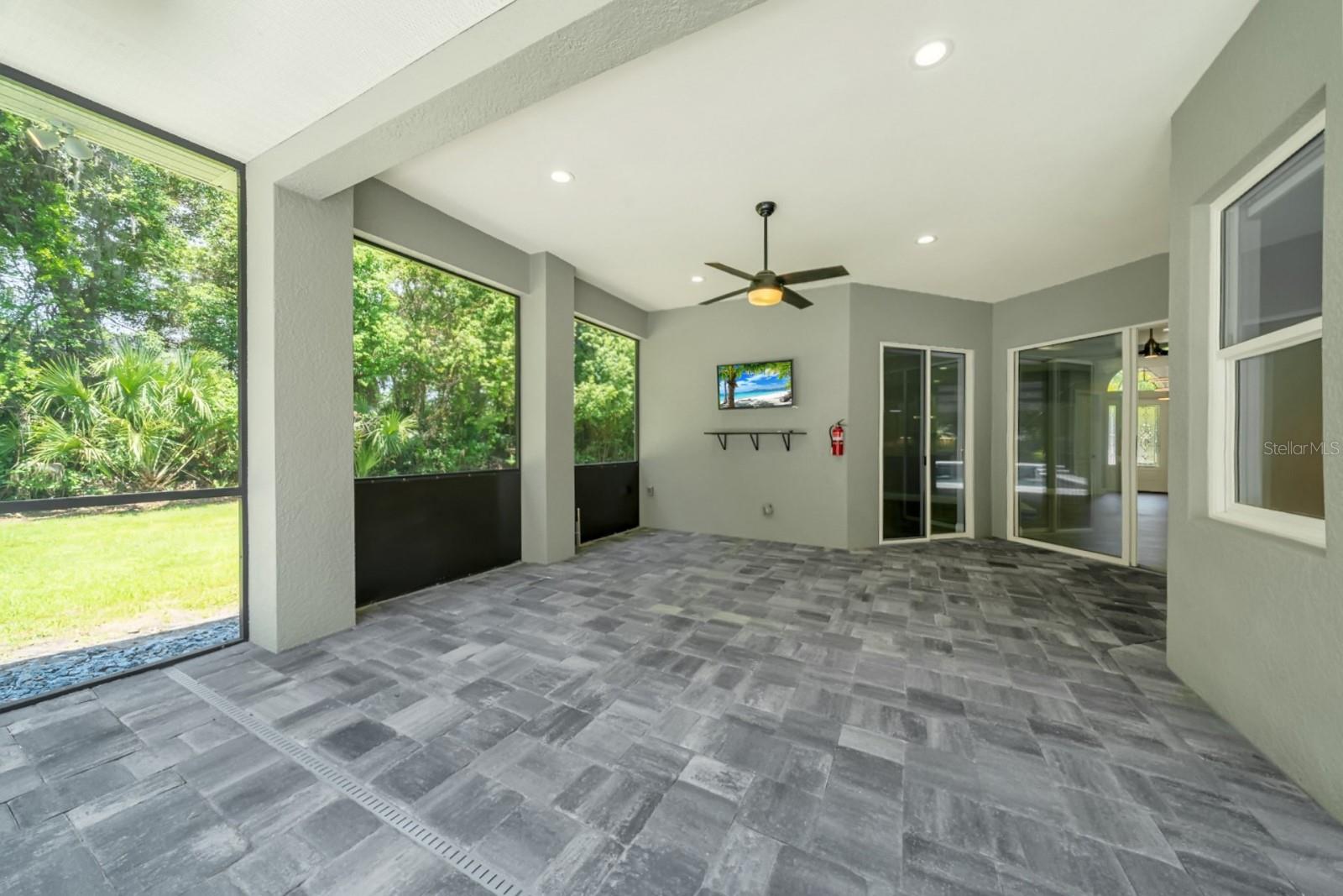 4040 GRAND AVE, DELAND, FL, 32720