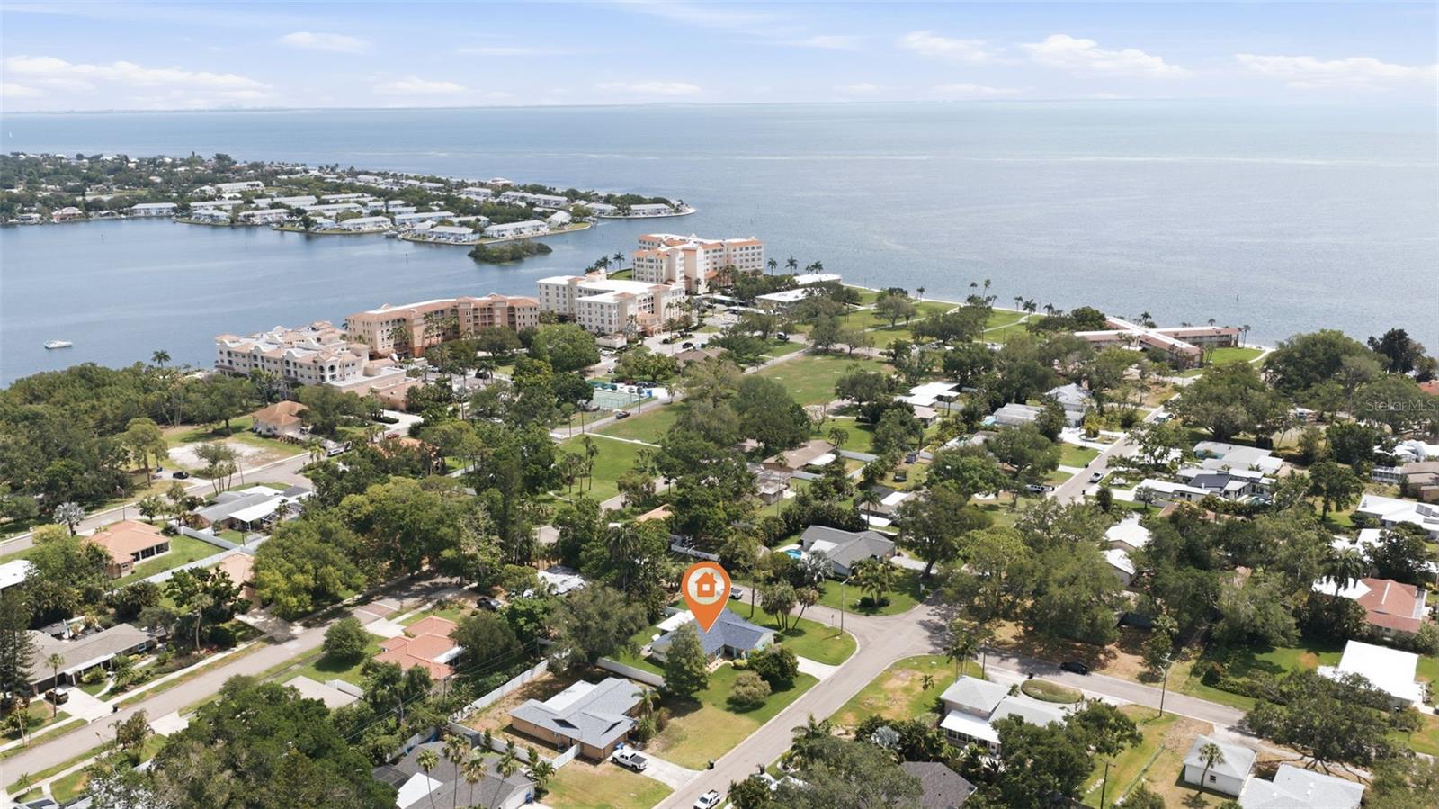201 58TH AVE S, ST PETERSBURG, FL, 33705
