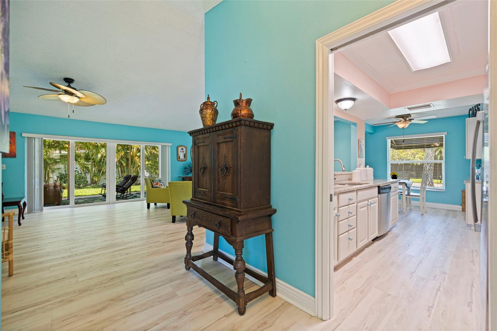 201 58TH AVE S, ST PETERSBURG, FL, 33705