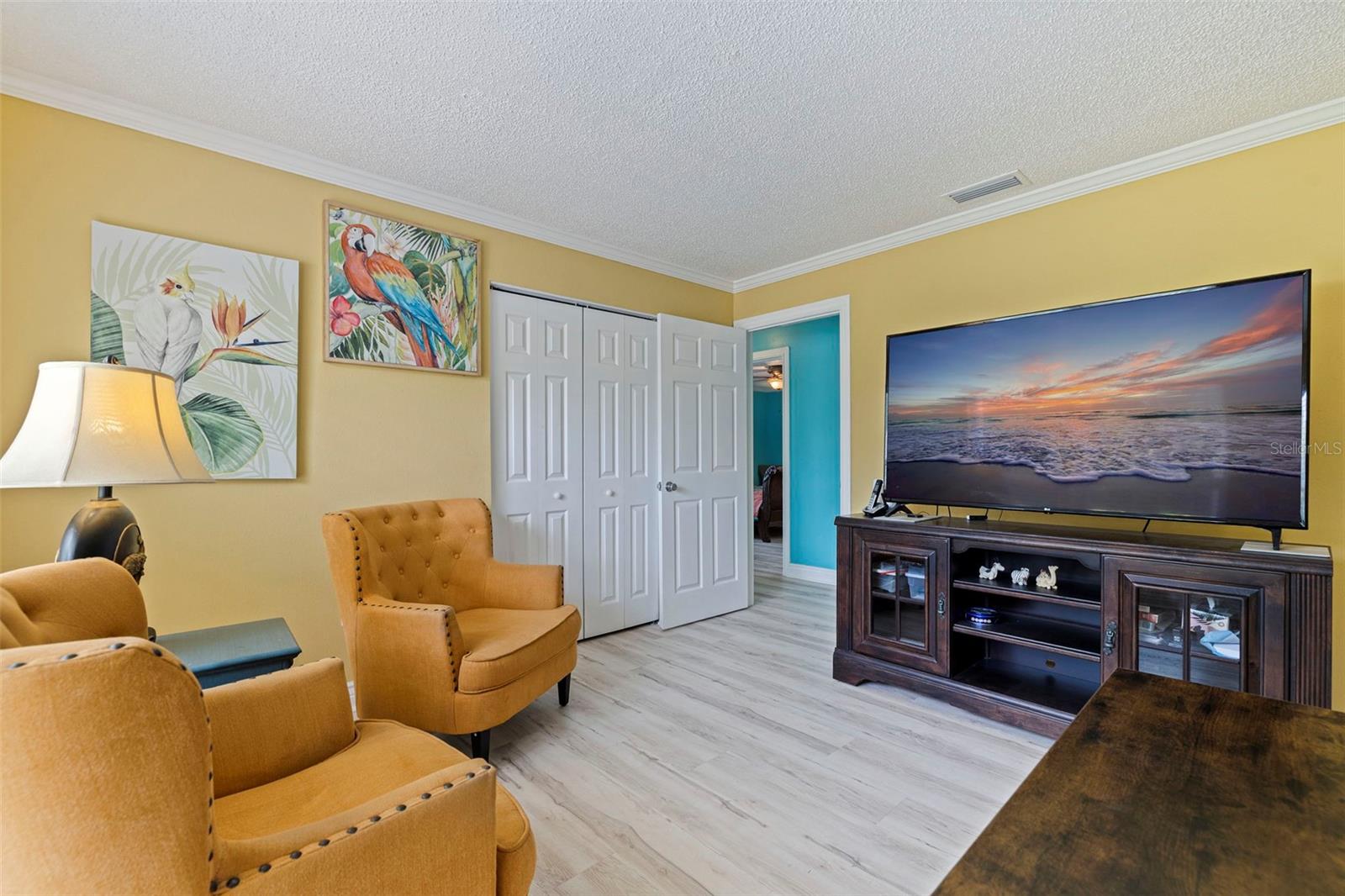 201 58TH AVE S, ST PETERSBURG, FL, 33705