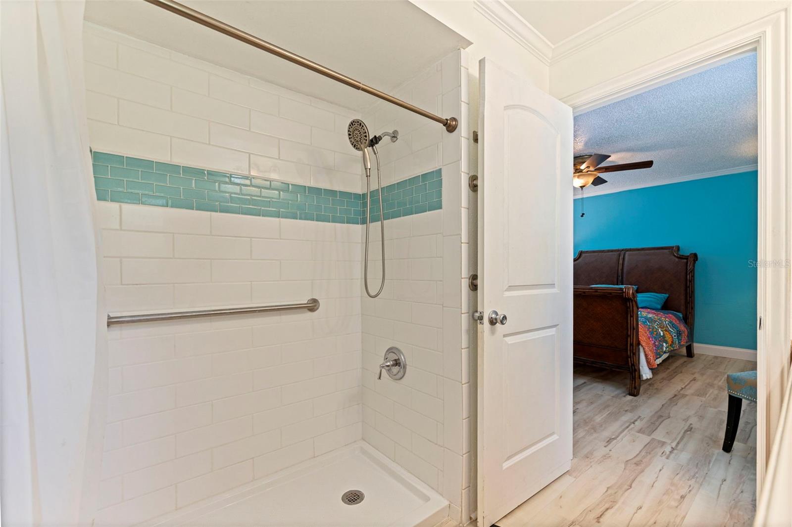 201 58TH AVE S, ST PETERSBURG, FL, 33705