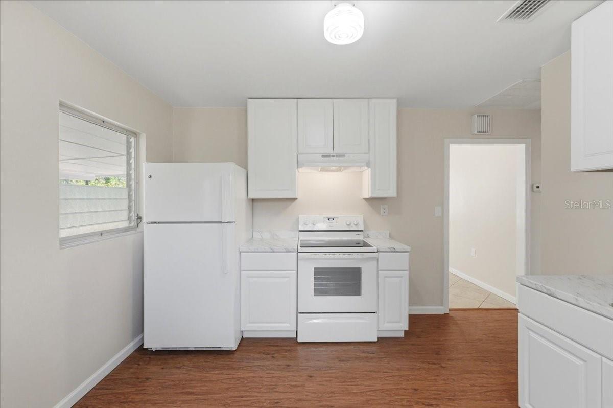 2437 JUNGLE ST, LAKELAND, FL, 33801