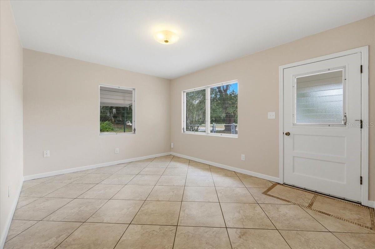 2437 JUNGLE ST, LAKELAND, FL, 33801