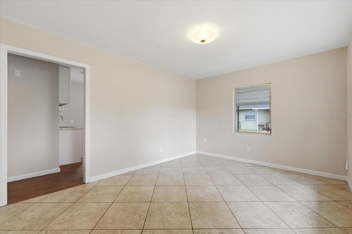 2437 JUNGLE ST, LAKELAND, FL, 33801