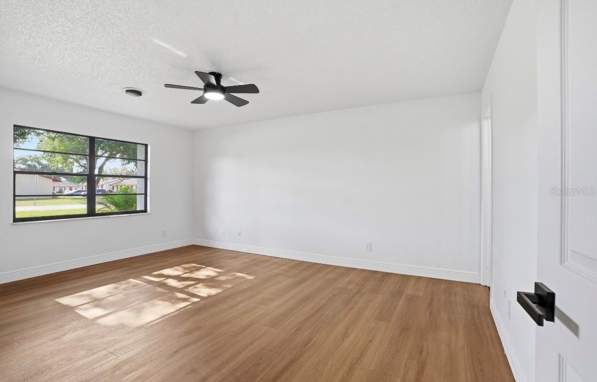 6111 18TH ST, ZEPHYRHILLS, FL, 33542