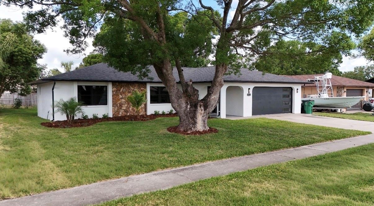 6111 18TH ST, ZEPHYRHILLS, FL, 33542