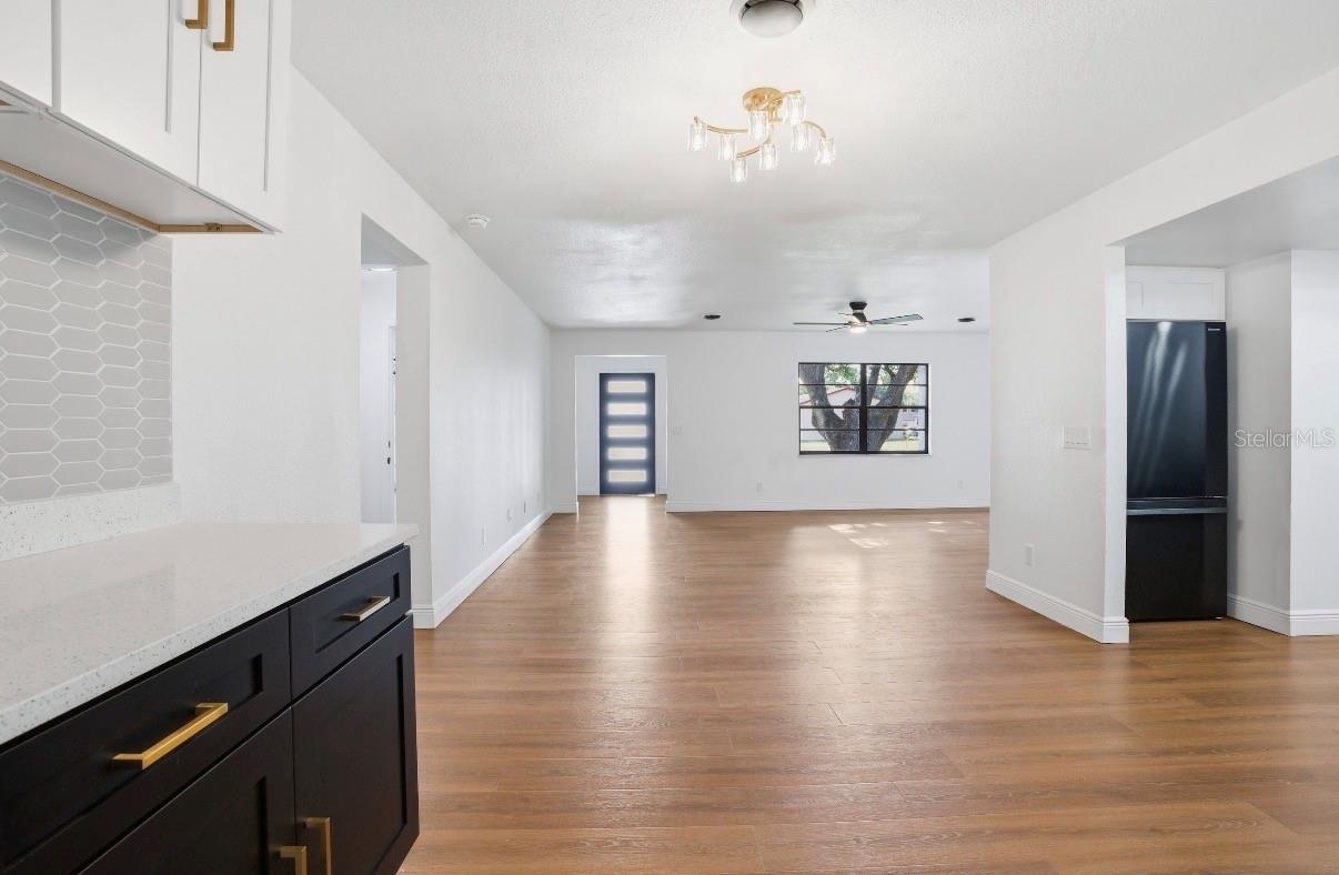 6111 18TH ST, ZEPHYRHILLS, FL, 33542