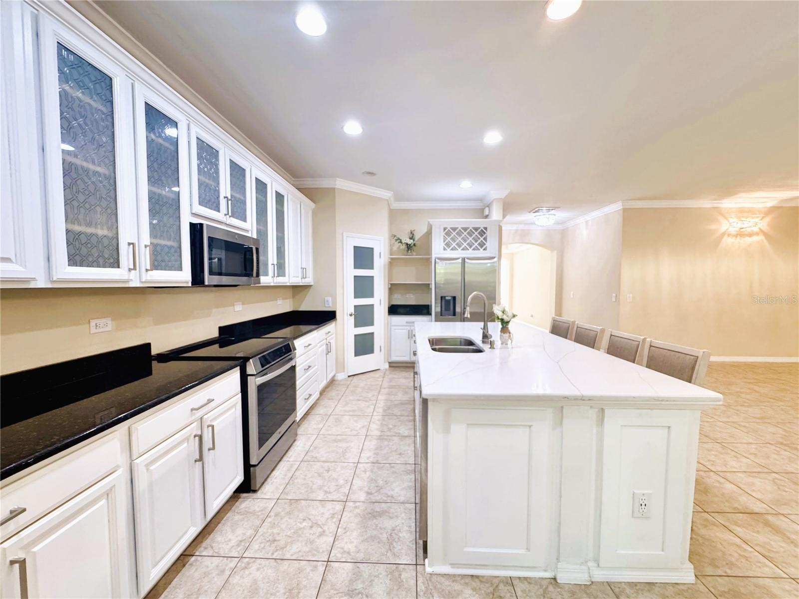 6621 HELMSLEY CIR, WINDERMERE, FL, 34786