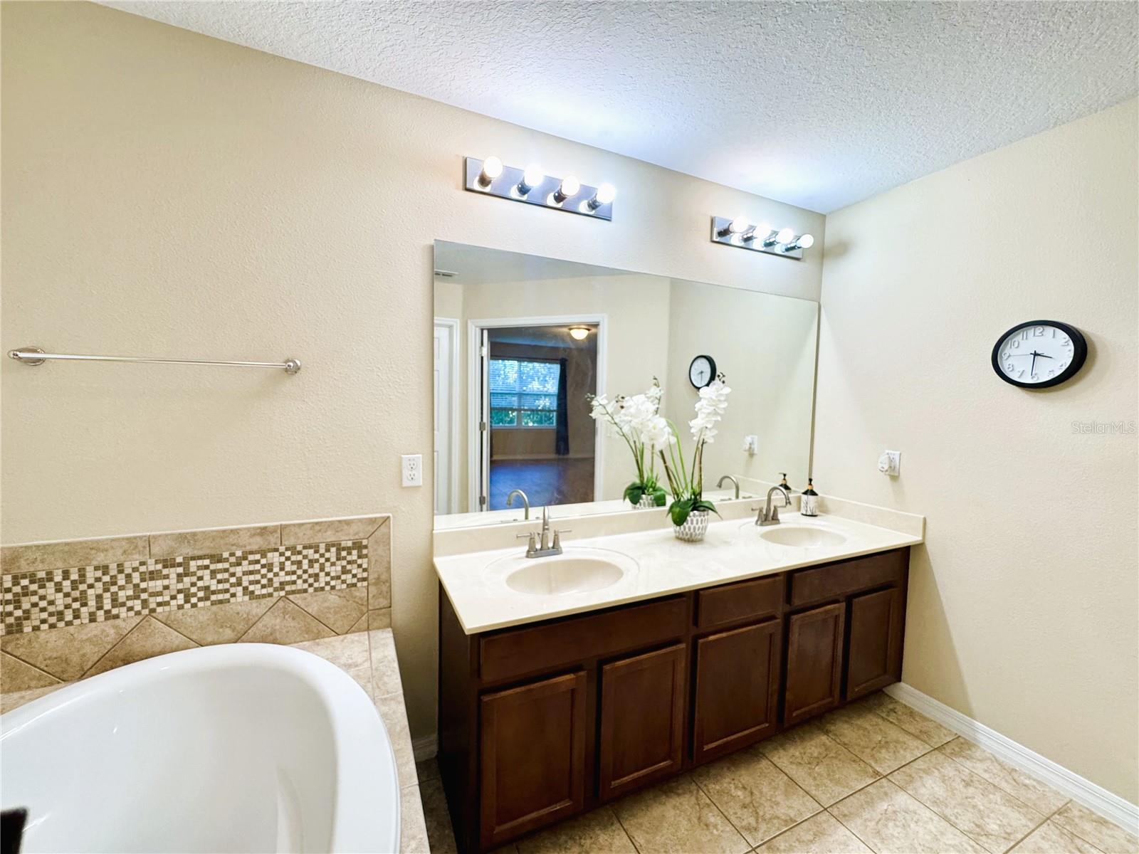 6621 HELMSLEY CIR, WINDERMERE, FL, 34786