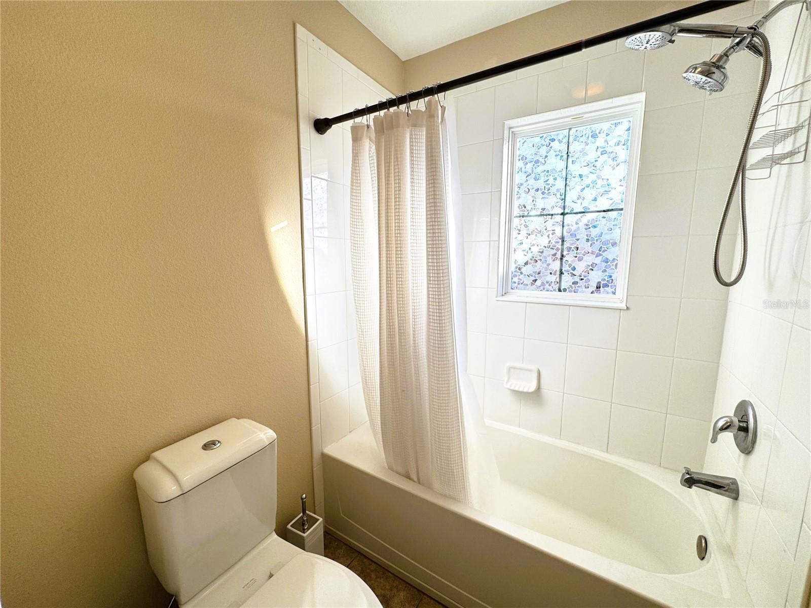 6621 HELMSLEY CIR, WINDERMERE, FL, 34786