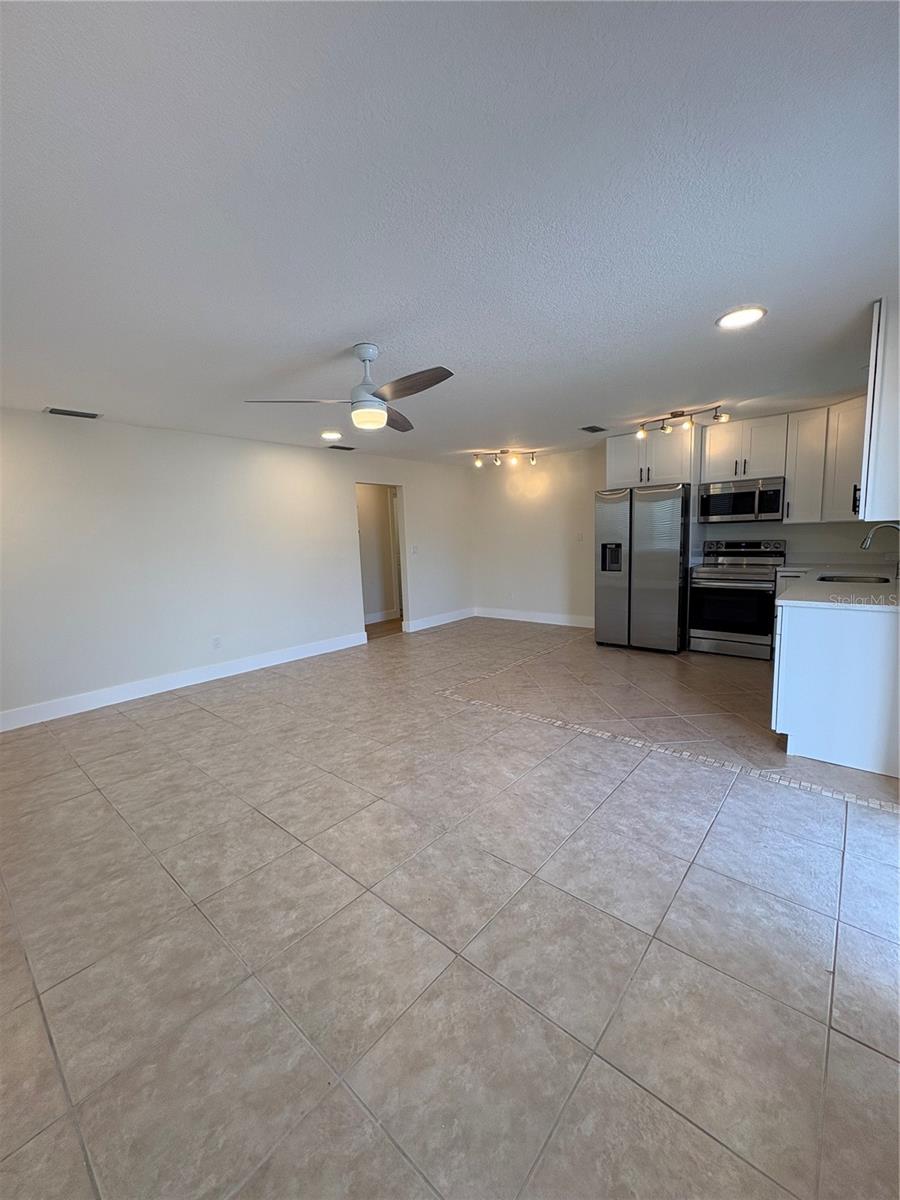 152 175TH TERRACE DR E #A, REDINGTON SHORES, FL, 33708