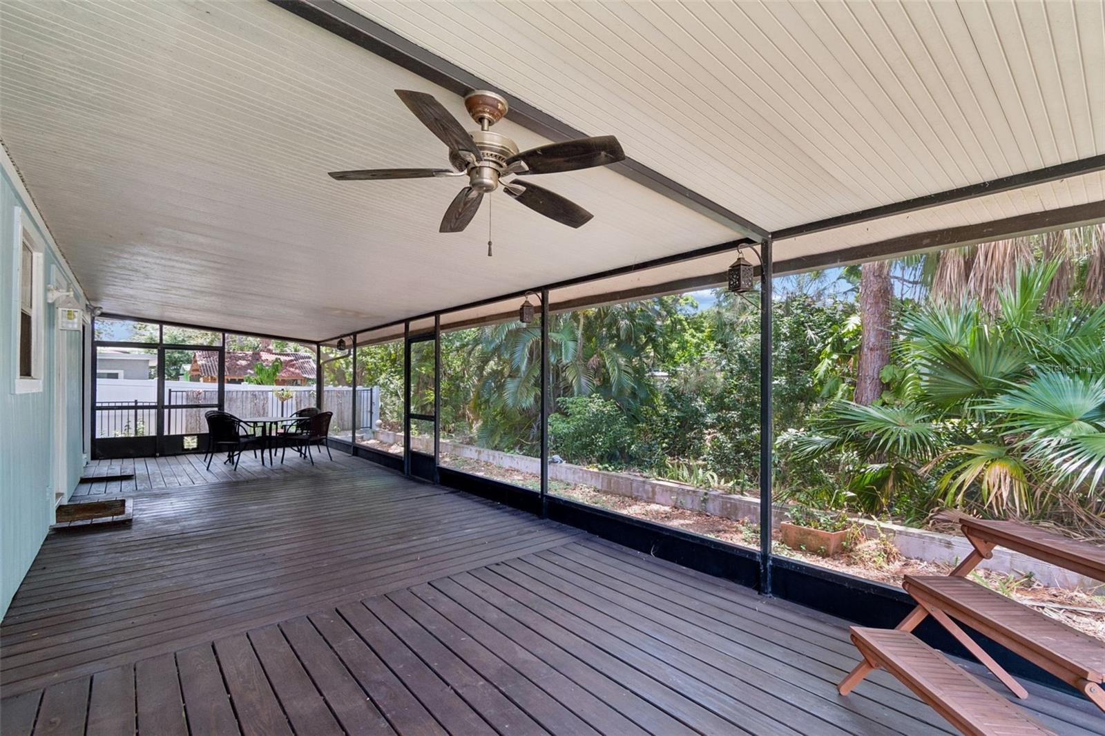 7328 CANAL BLVD, TAMPA, FL, 33615