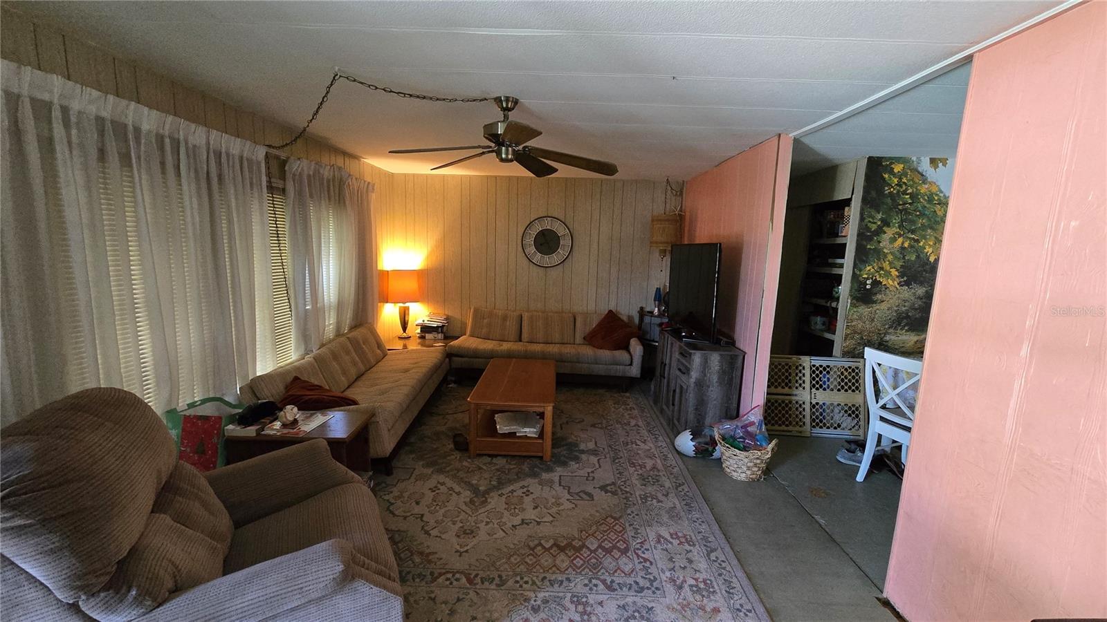 7393 121ST WAY, SEMINOLE, FL, 33772