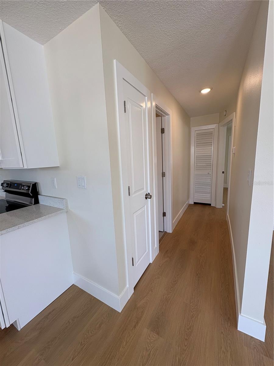 152 175TH TERRACE DR E #B, REDINGTON SHORES, FL, 33708
