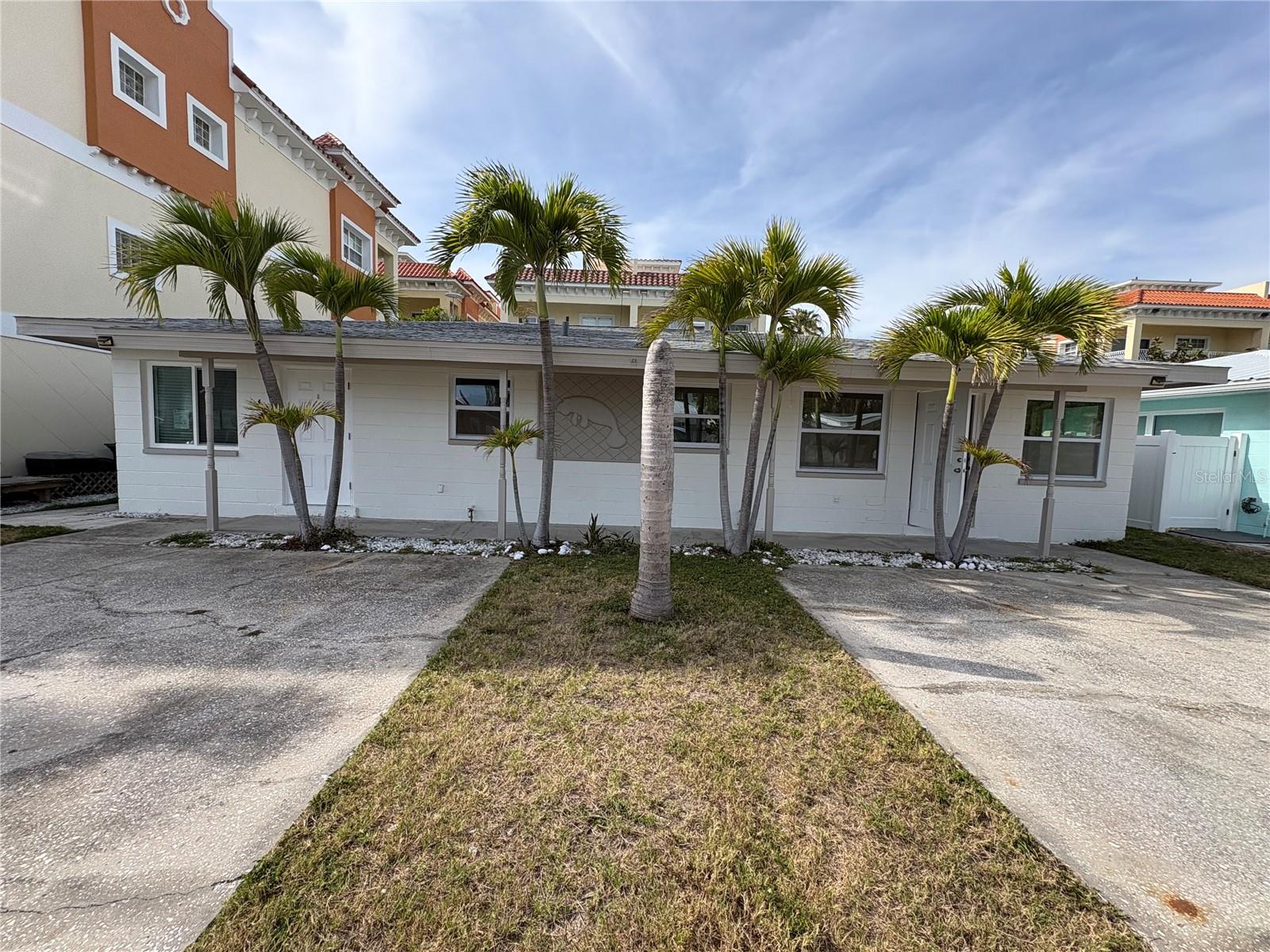 152 175TH TERRACE DR E #B, REDINGTON SHORES, FL, 33708