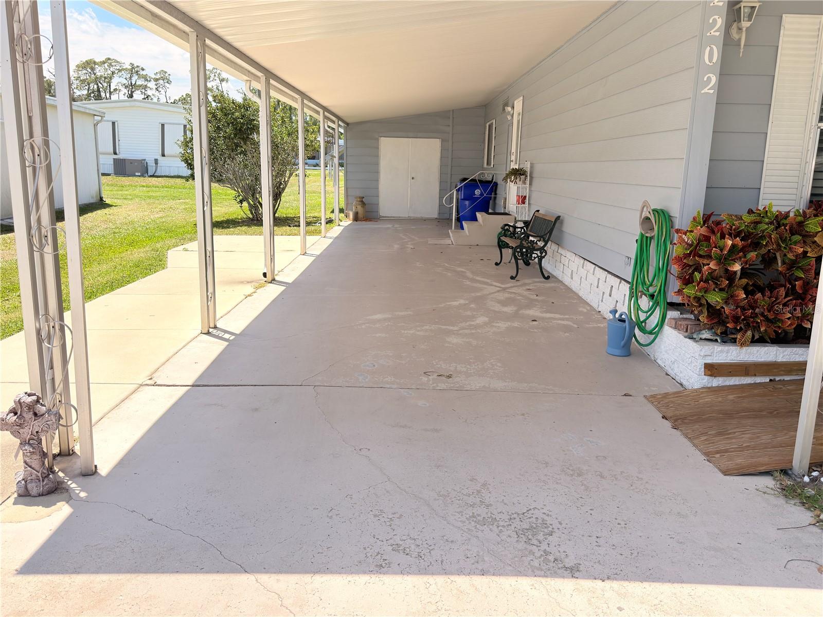 2202 BAHAMA RD W, SEBRING, FL, 33870