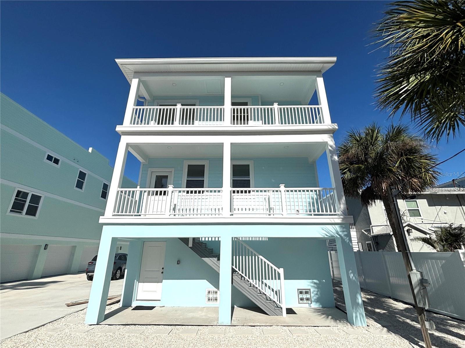 711 GULF BLVD, INDIAN ROCKS BEACH, FL, 33785