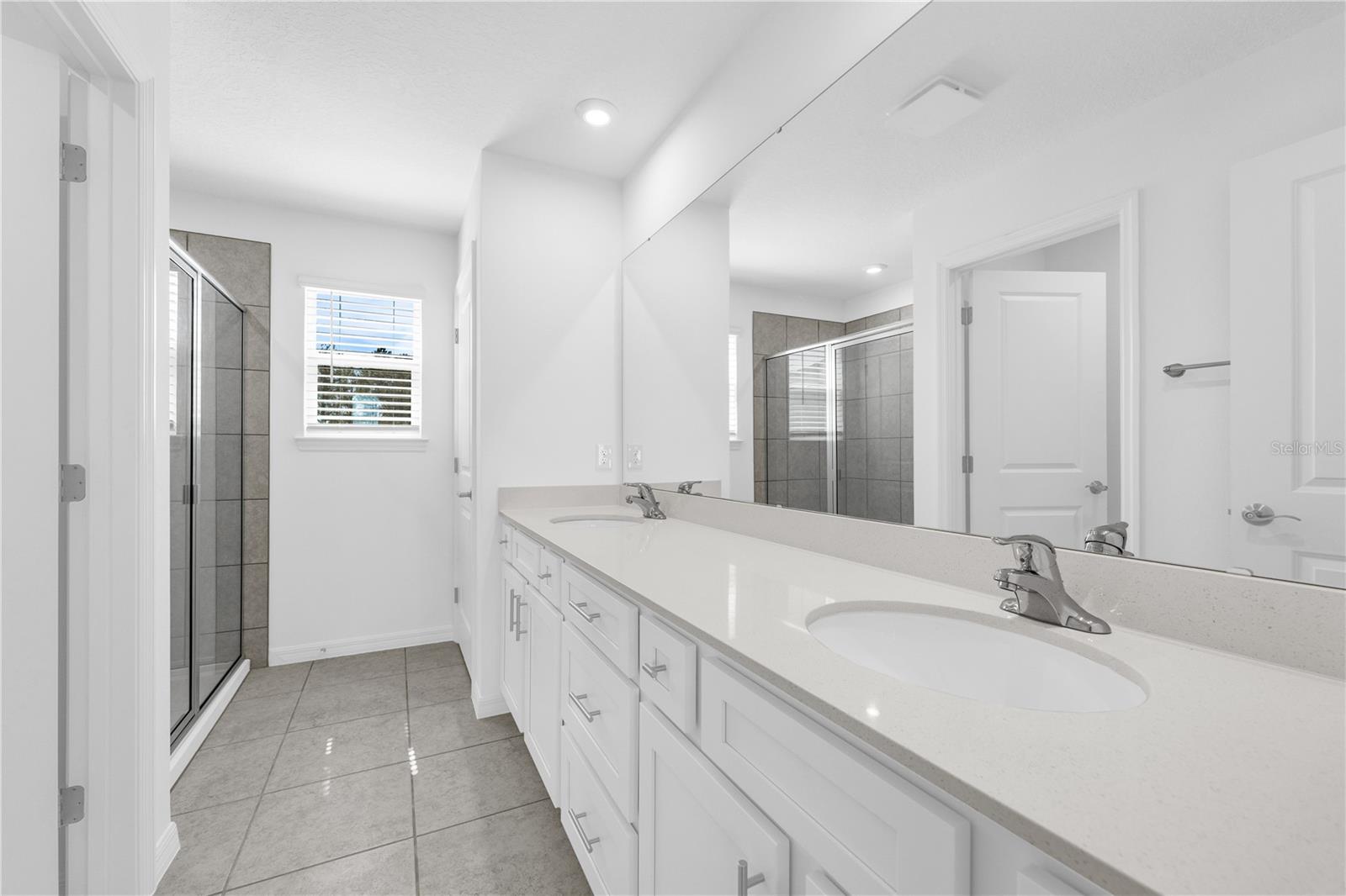 5492 MEADOW WALK DR, DAVENPORT, FL, 33837
