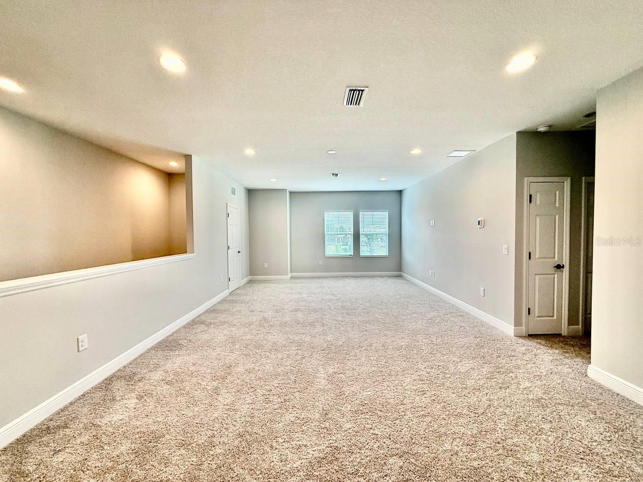 35609 STABLETON LN, ZEPHYRHILLS, FL, 33541
