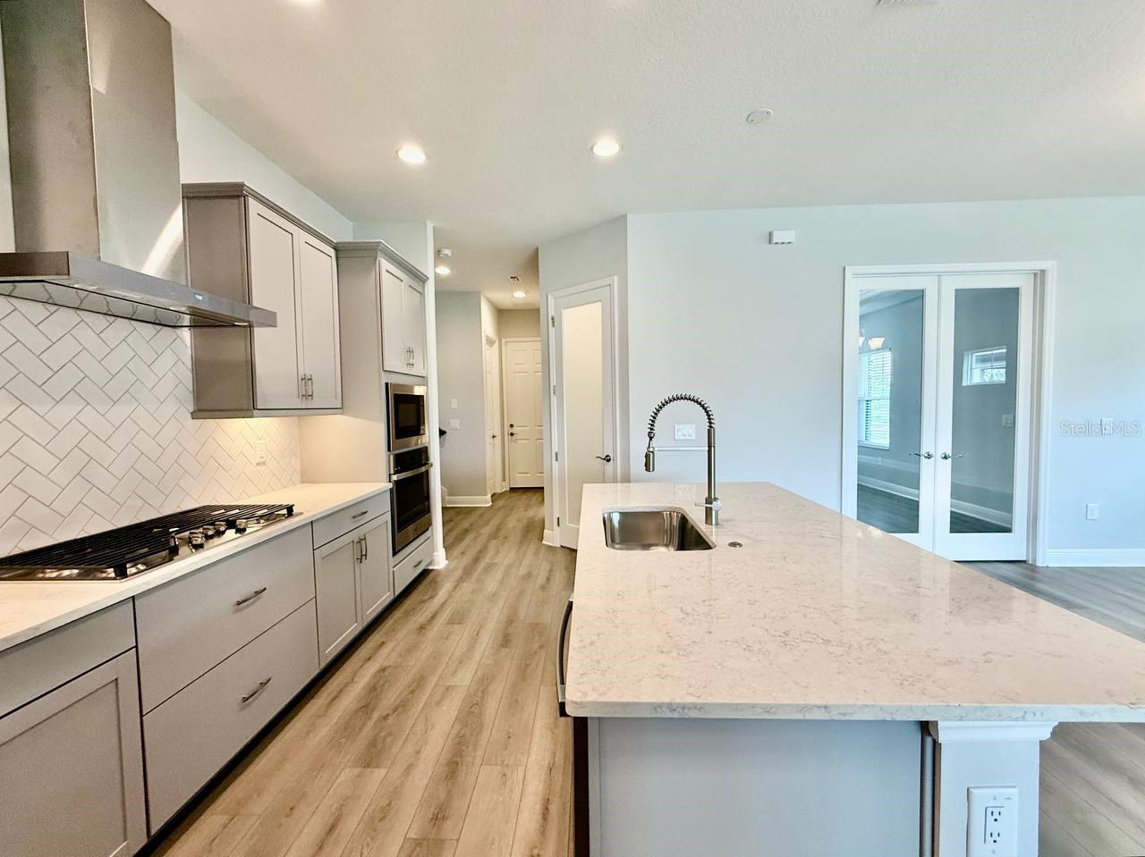 35609 STABLETON LN, ZEPHYRHILLS, FL, 33541