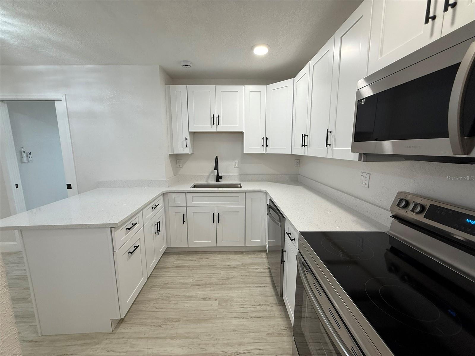 2413 18TH AVE N, ST PETERSBURG, FL, 33713