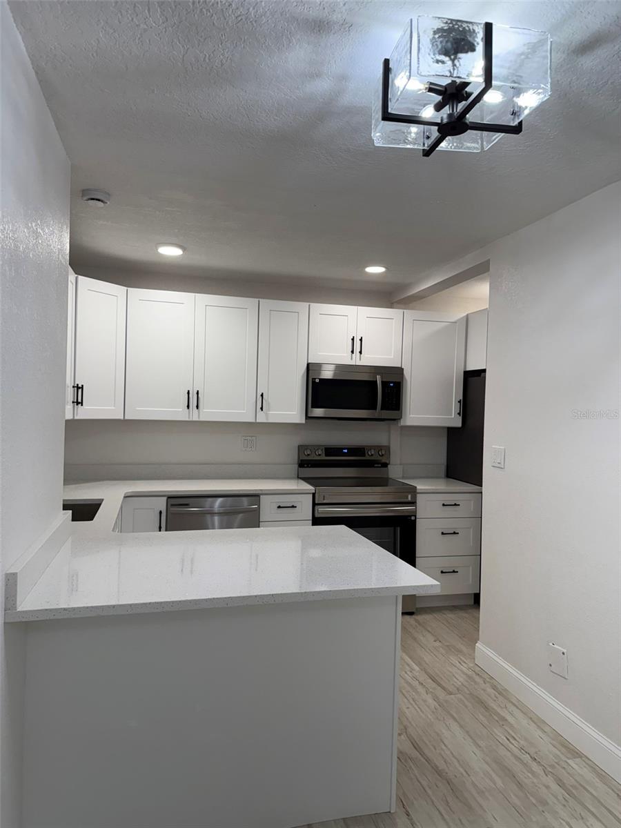 2413 18TH AVE N, ST PETERSBURG, FL, 33713