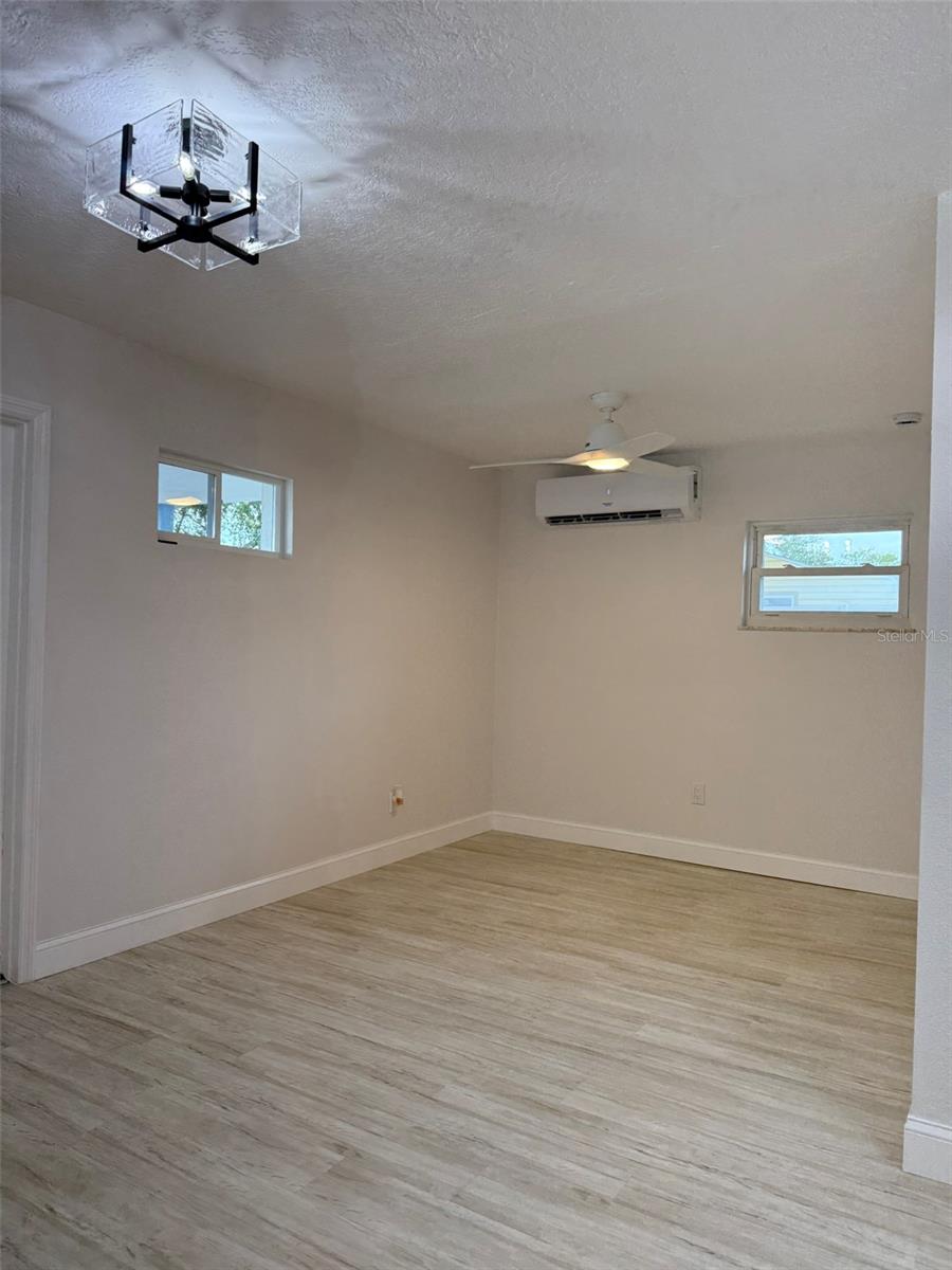 2413 18TH AVE N, ST PETERSBURG, FL, 33713