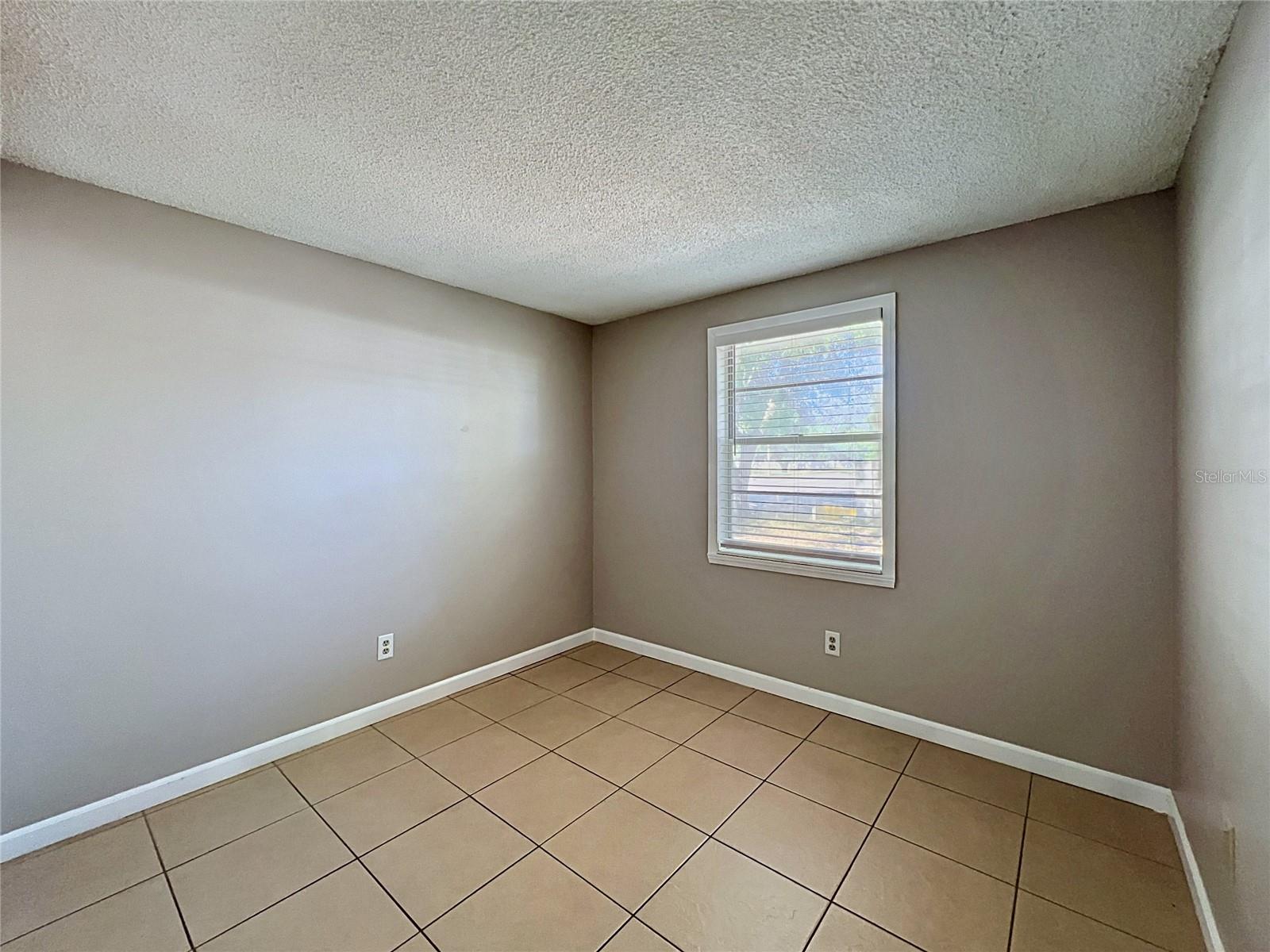 808 FALKIRK AVE, VALRICO, FL, 33594