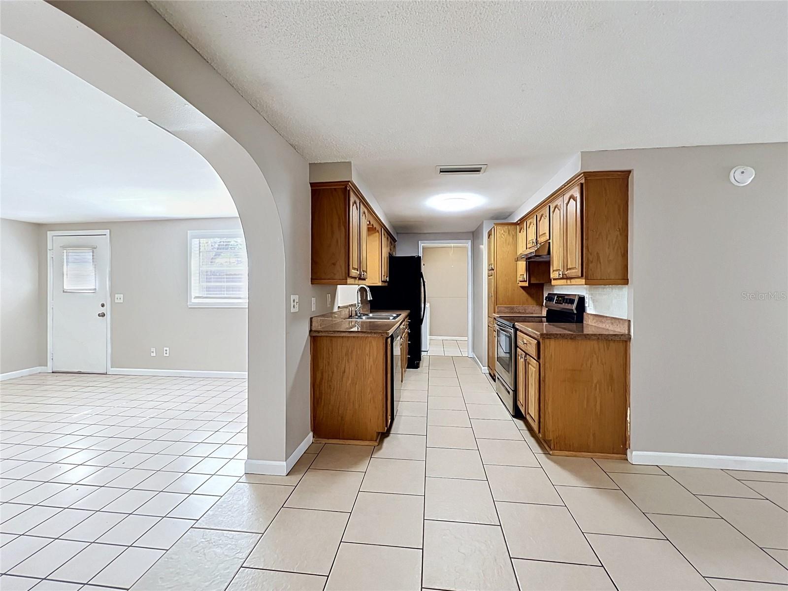 808 FALKIRK AVE, VALRICO, FL, 33594
