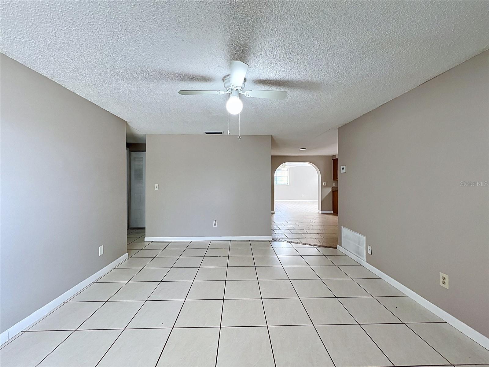 808 FALKIRK AVE, VALRICO, FL, 33594