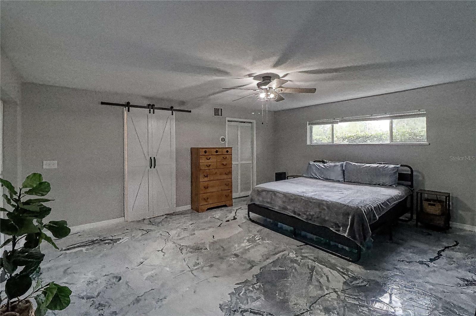 5205 FIVE ACRE RD, PLANT CITY, FL, 33565