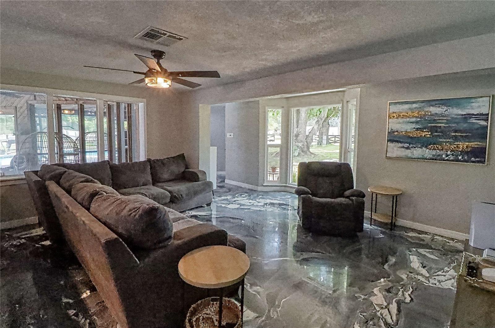 5205 FIVE ACRE RD, PLANT CITY, FL, 33565