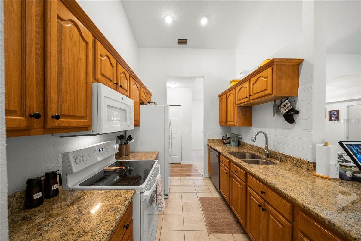 8859 SW 196TH AVENUE RD, DUNNELLON, FL, 34432