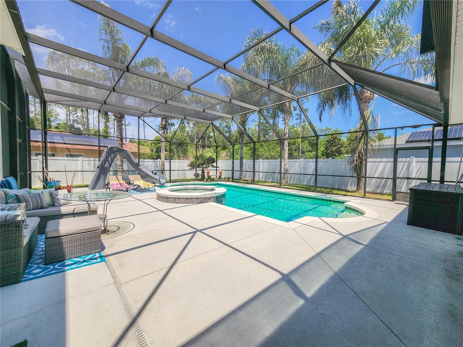 102 BOULDER ROCK DR, PALM COAST, FL, 32137