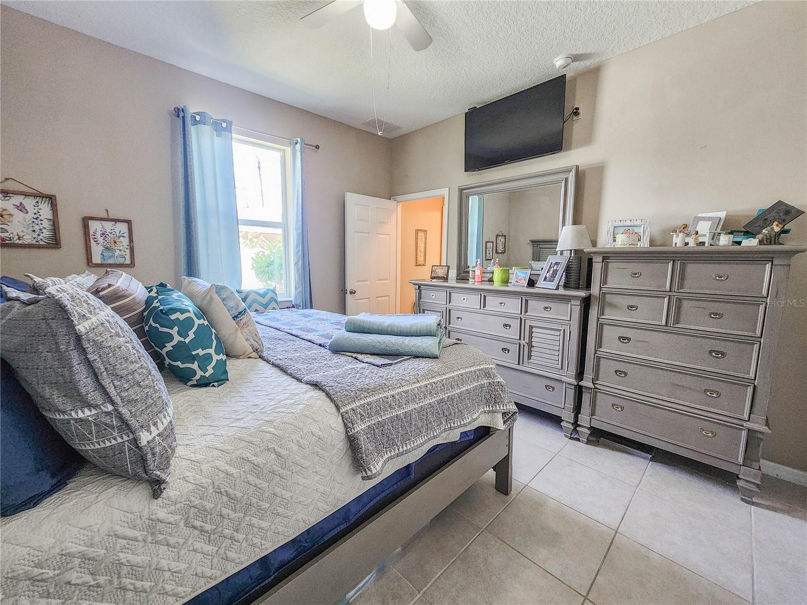 102 BOULDER ROCK DR, PALM COAST, FL, 32137