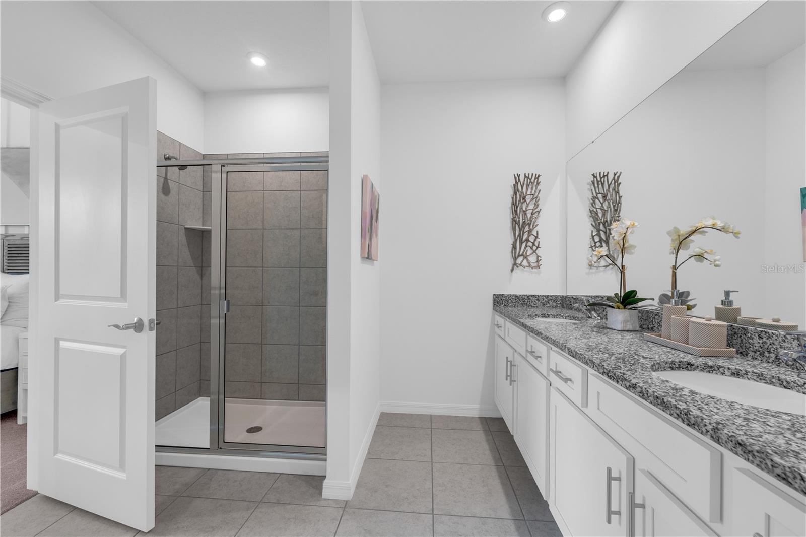 5484 MEADOW WALK DR, DAVENPORT, FL, 33837